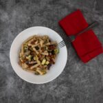 Two Pot Italian Pasta mit Gabel und Serviette