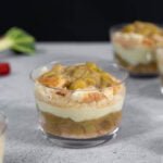 Vegane Goetterspeise in Dessertglaeschen