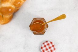 Aprikosen Konfiture im Glas