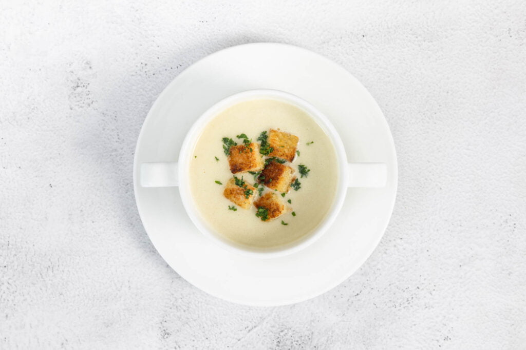 Vegane Knoblauchsuppe