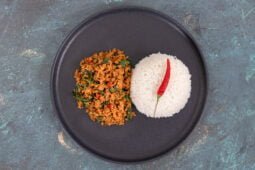 Pad Krapao Vegan - Thai-Gericht mit Holy Basil (Thai Basilikum)