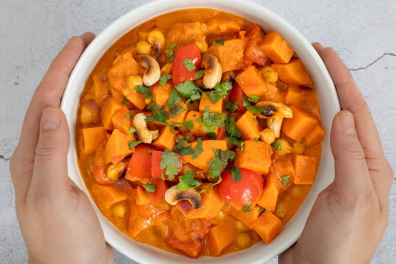 Suesskartoffel-Curry mit Kichererbsen