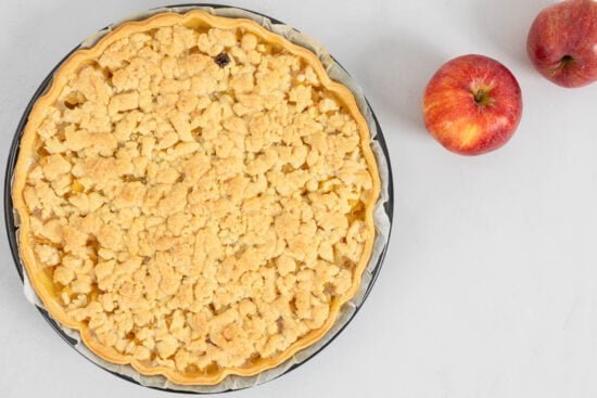 Veganer Apfel Streusel Kuchen - Apple Crumble Cake