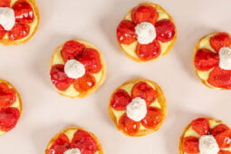 Vegane Erbeertörtli ohne Milch und Ei