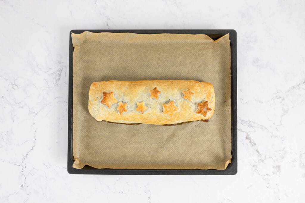 Veganes Pilz Wellington frisch aus dem Ofen gebacken