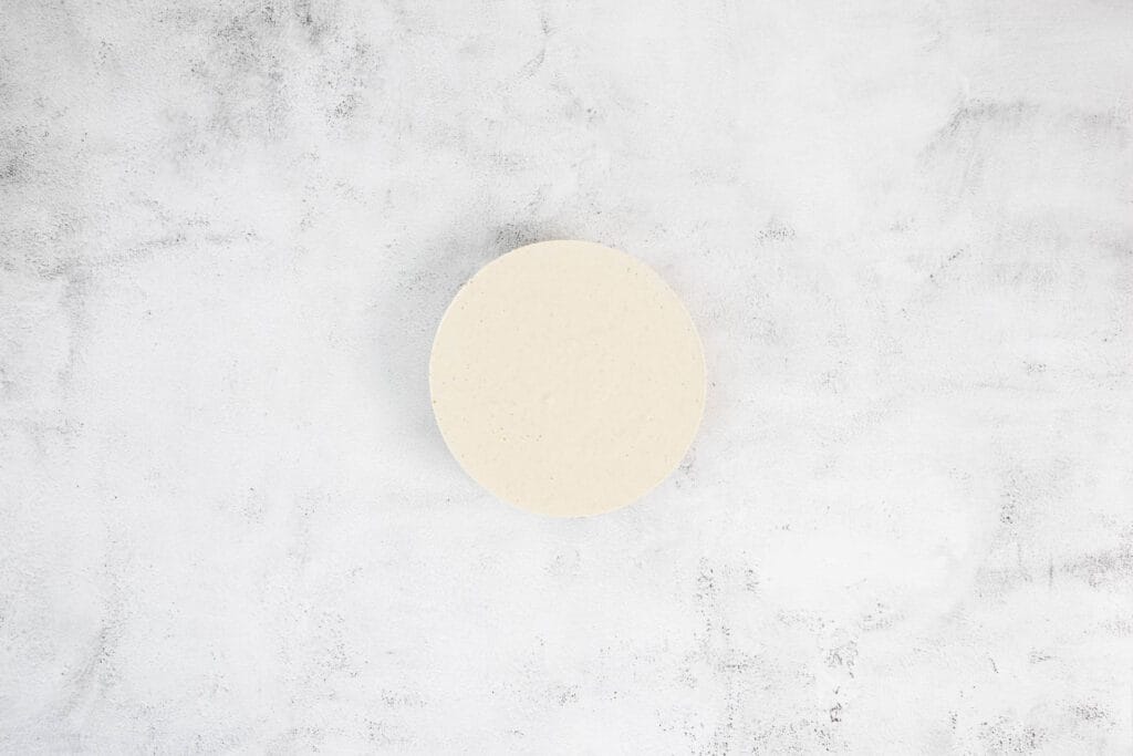 Veganer No-Bake Cheesecake mit Zuger Kirschen