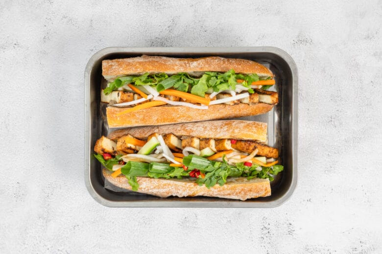 Veganes Bahn Mi mit Tofu