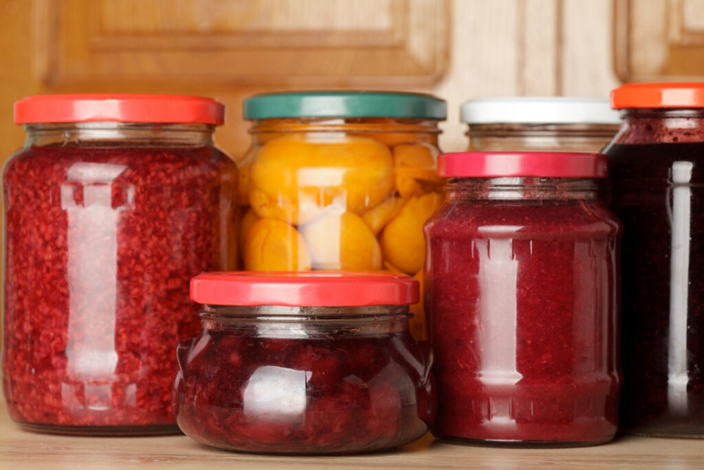Eingemachte Marmelade, Aprikosen und BBQ Sauce